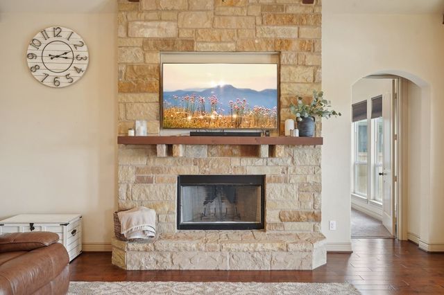 229 Yorktown Blvd, Kerrville, TX 78028