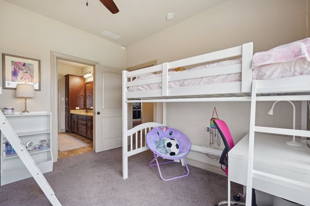 229 Yorktown Blvd, Kerrville, TX 78028