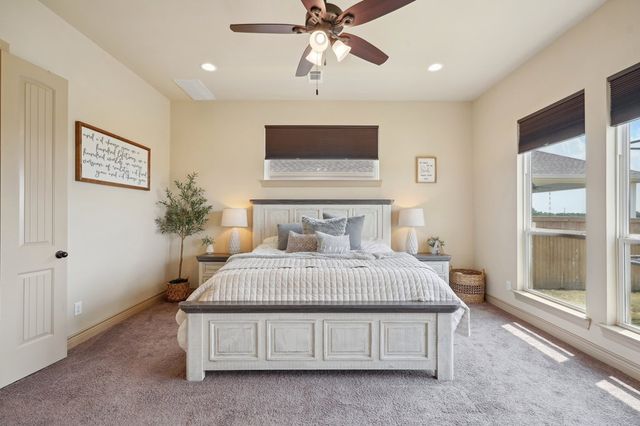 229 Yorktown Blvd, Kerrville, TX 78028