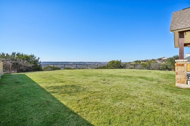 229 Yorktown Blvd, Kerrville, TX 78028