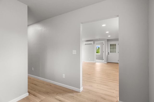 2415 West Street, Redding, CA 96001