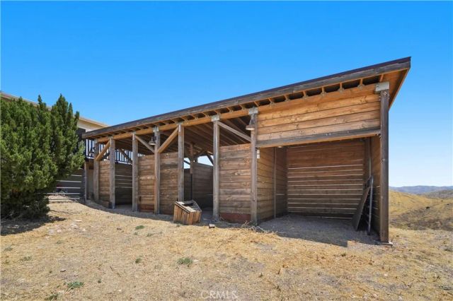 30668 Tick Canyon Rd, Canyon Country, CA 91387
