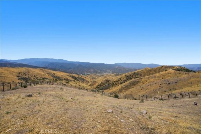 30668 Tick Canyon Rd, Canyon Country, CA 91387