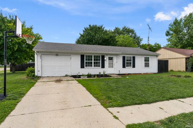 742 Clover Lane, Lafayette, IN 47905