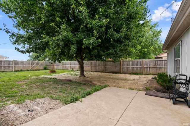 742 Clover Lane, Lafayette, IN 47905