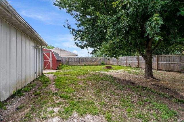 742 Clover Lane, Lafayette, IN 47905