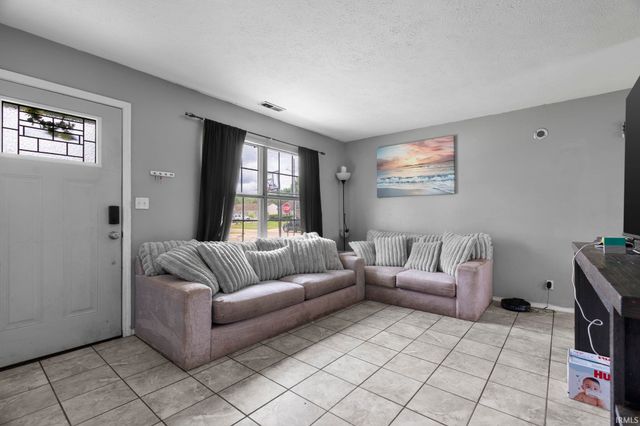 742 Clover Lane, Lafayette, IN 47905