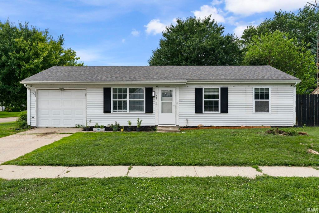 742 Clover Lane, Lafayette, IN 47905