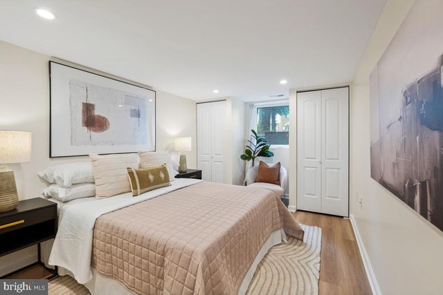817 20TH ST NE, Washington, DC 20002