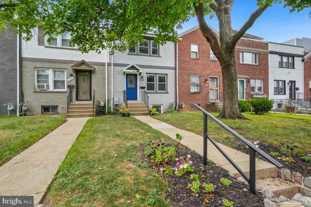 817 20TH ST NE, Washington, DC 20002