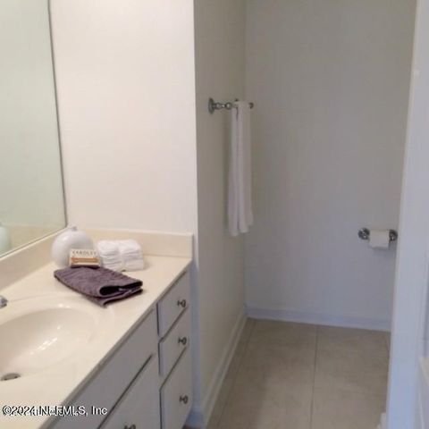 8125 SUMMERGATE Court, Jacksonville, FL 32256