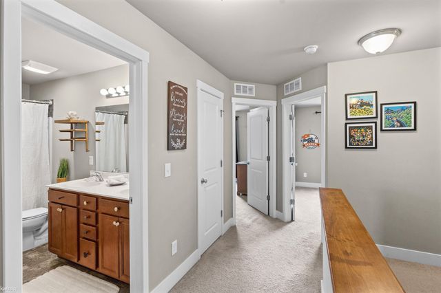16589 Bedington Drive, Linden, MI 48451