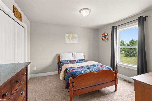 16589 Bedington Drive, Linden, MI 48451