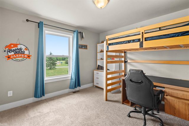 16589 Bedington Drive, Linden, MI 48451