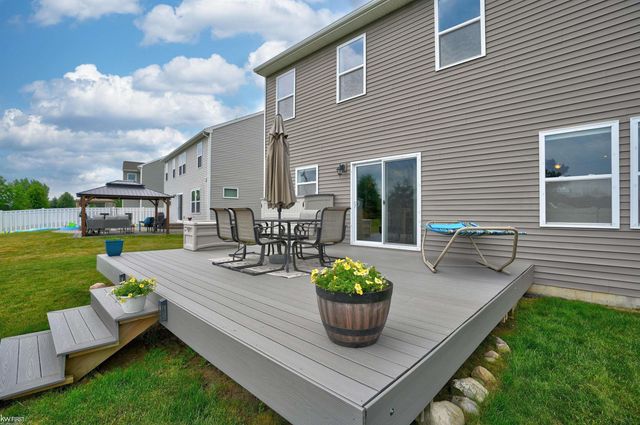 16589 Bedington Drive, Linden, MI 48451