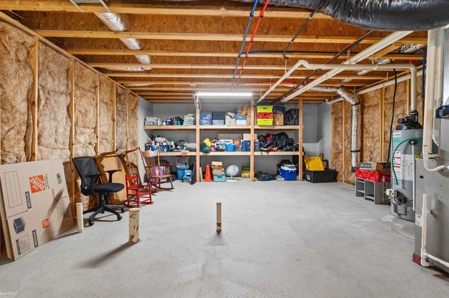 16589 Bedington Drive, Linden, MI 48451