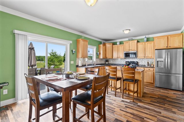 16589 Bedington Drive, Linden, MI 48451