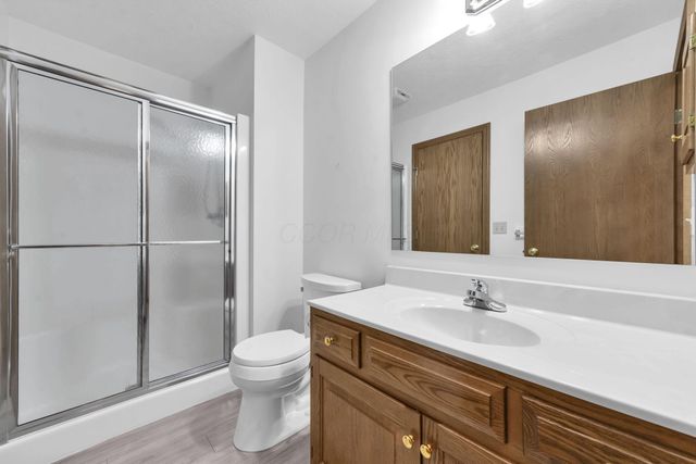 29 Longitude Drive, Mount Vernon, OH 43050