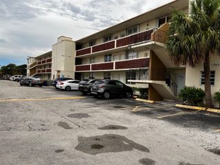 1790 79th St Cswy B307, North Bay Village, FL 33141