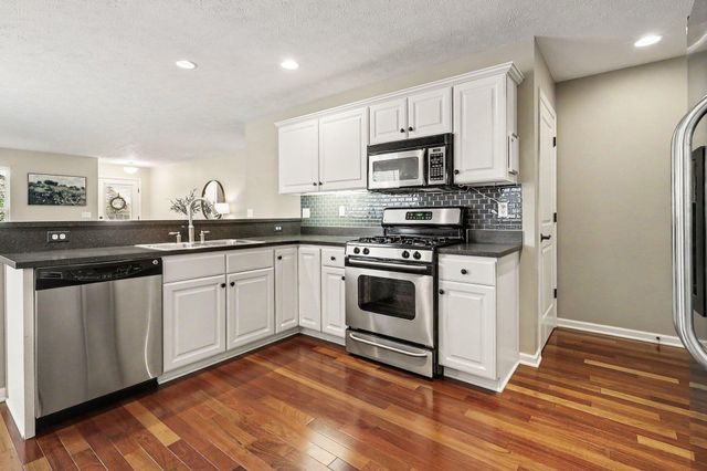 1088 Cobblestone Road, Holland, MI 49423