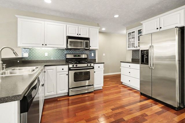 1088 Cobblestone Road, Holland, MI 49423