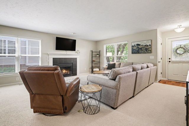 1088 Cobblestone Road, Holland, MI 49423
