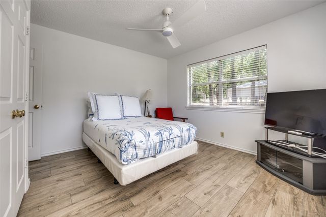 162 Aztec Drive, Mabank, TX 75156