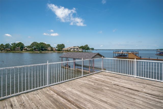 162 Aztec Drive, Mabank, TX 75156