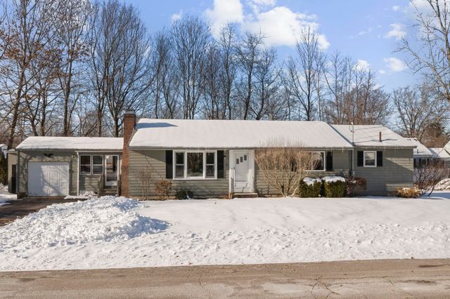 3 Henrietta Street, Rochester, NH 03867