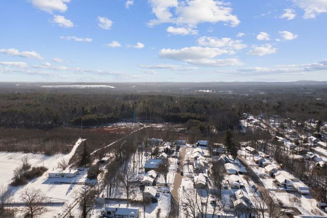 3 Henrietta Street, Rochester, NH 03867