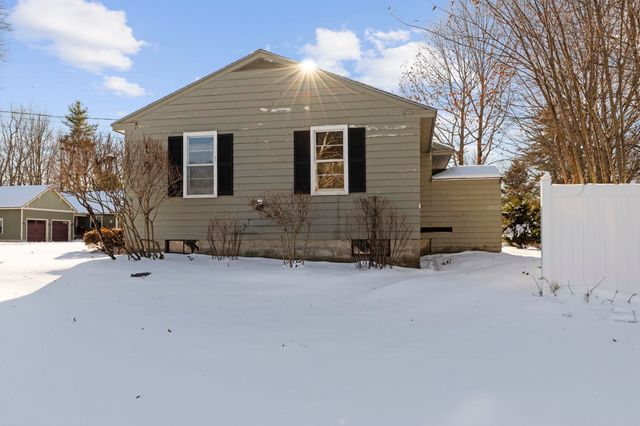 3 Henrietta Street, Rochester, NH 03867