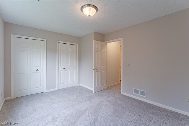 8757 Roberts Court 25C, Olmsted Falls, OH 44138
