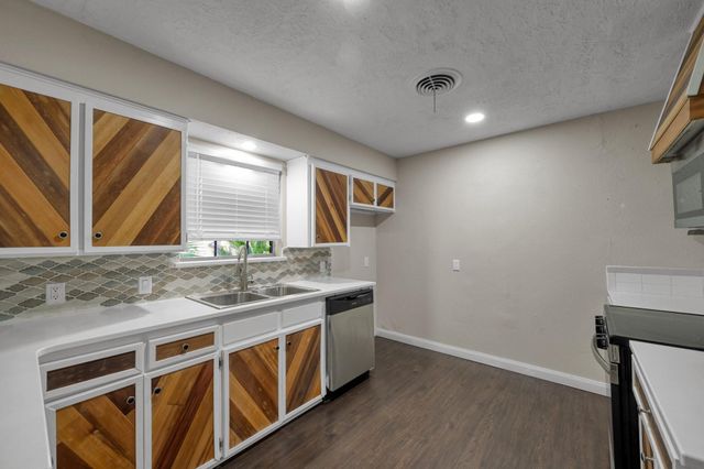 13544 Northshore Loop, Conroe, TX 77304
