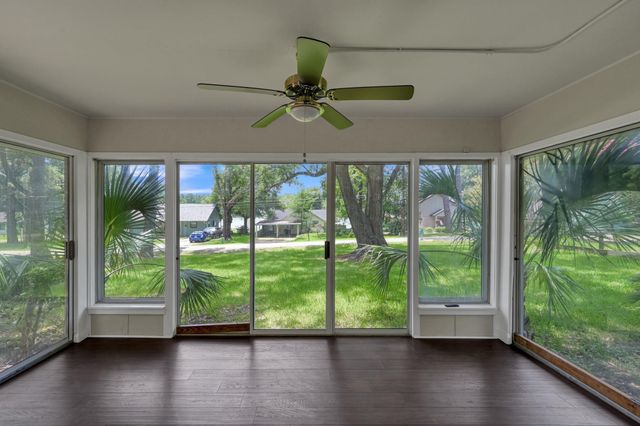 13544 Northshore Loop, Conroe, TX 77304