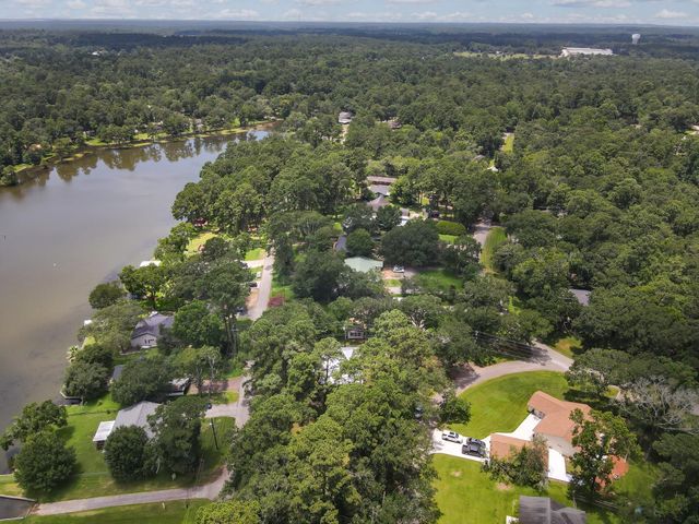 13544 Northshore Loop, Conroe, TX 77304