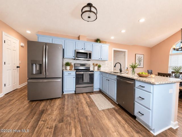 3255 Doug Drive, Kinston, NC 28504