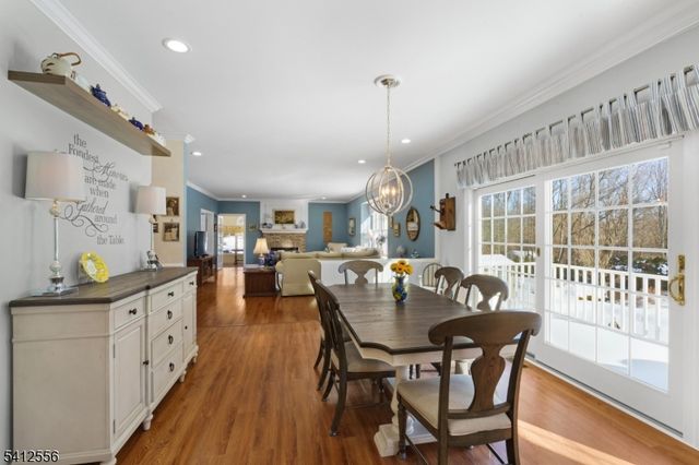 5 Surrey Ln, Washington Twp., NJ 07853