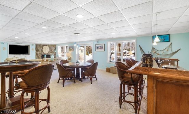 5 Surrey Ln, Washington Twp., NJ 07853