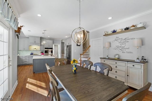 5 Surrey Ln, Washington Twp., NJ 07853