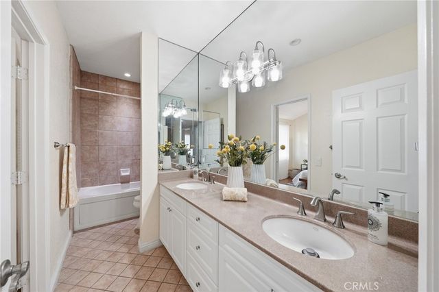 21728 Grace Avenue 107, Carson, CA 90745