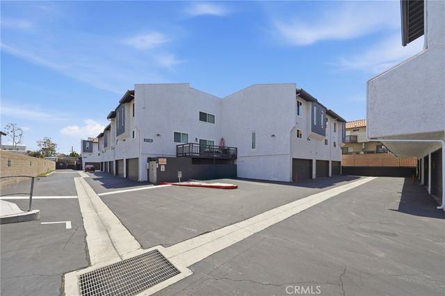 21728 Grace Avenue 107, Carson, CA 90745