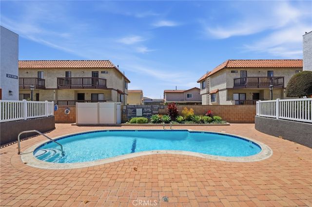 21728 Grace Avenue 107, Carson, CA 90745