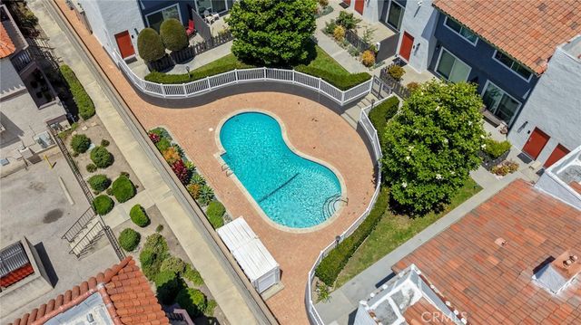 21728 Grace Avenue 107, Carson, CA 90745