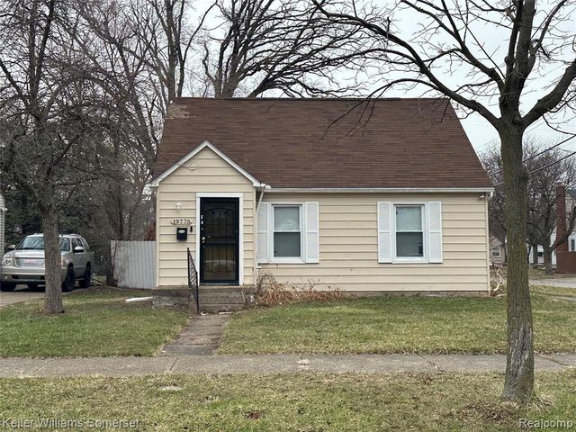 19775 Kingsville Street, Harper Woods, MI 48225