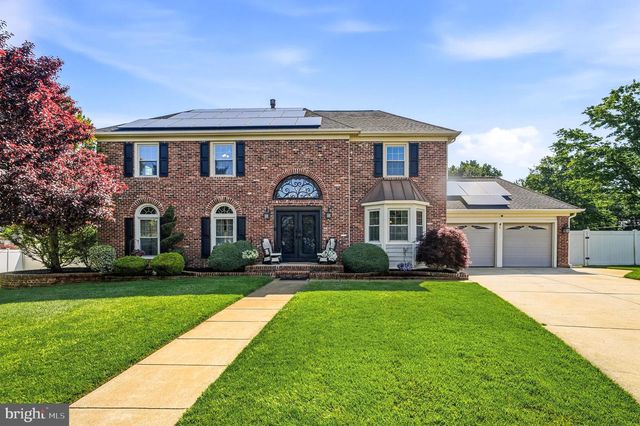 6 WILLIAMSBURG CT, Sewell, NJ 08080
