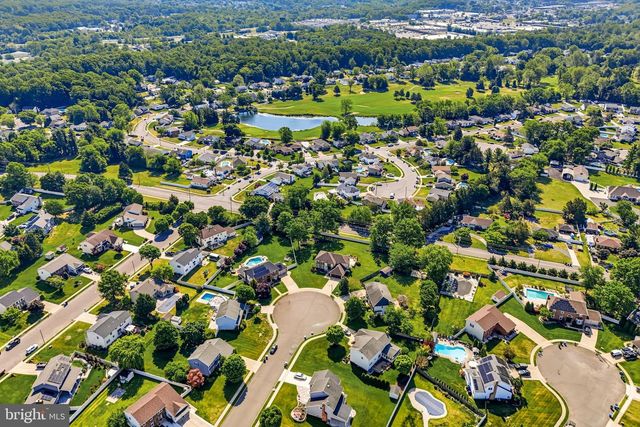 6 WILLIAMSBURG CT, Sewell, NJ 08080