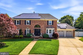 6 WILLIAMSBURG CT, Sewell, NJ 08080