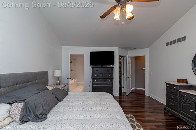 17576 Canvasback Drive, Macomb Township, MI 48044