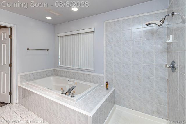17576 Canvasback Drive, Macomb Township, MI 48044