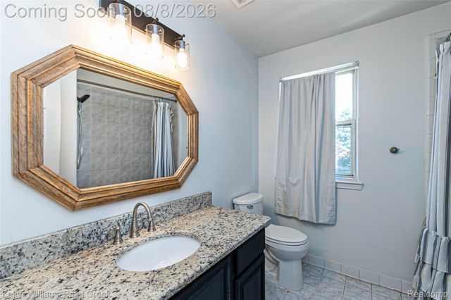 17576 Canvasback Drive, Macomb Township, MI 48044